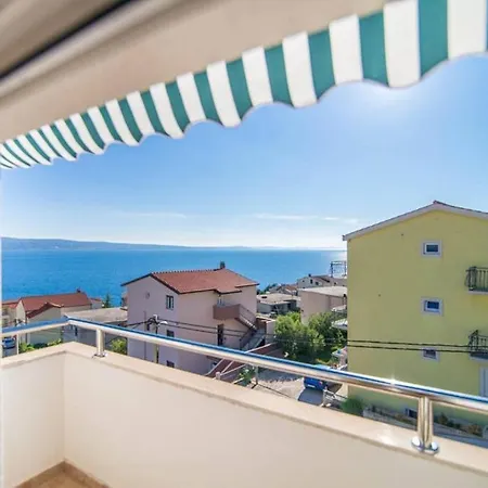 With A Parking Space Mali Rat Lägenhet