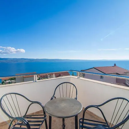 With A Parking Space Mali Rat Lägenhet