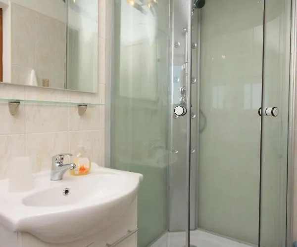 With A Parking Space Mali Rat *